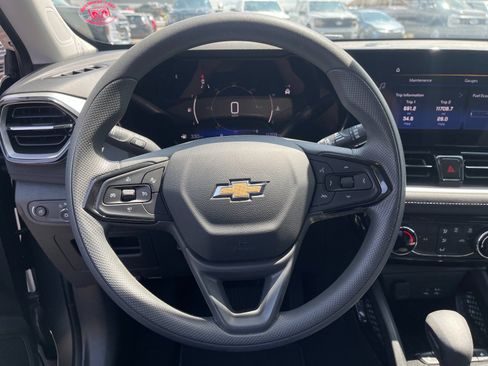 Used 2026 Chevrolet TrailBlazer LT FWD image 25