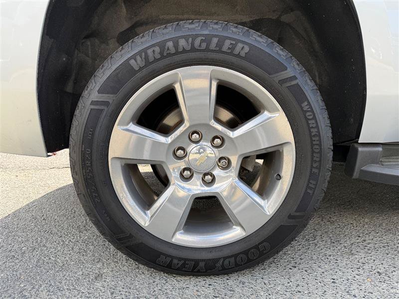 Used 2018 Chevrolet Tahoe LT AWD/4WD image 12