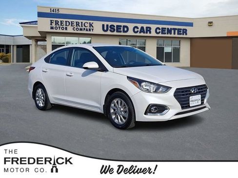 Used 2022 Hyundai Accent SEL image 1