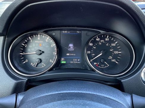 Used 2019 Nissan Rogue SV image 20