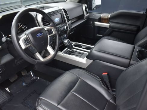 Used 2020 Ford F150 Lariat w/ Equipment Group 502A Luxury AWD/4WD image 10