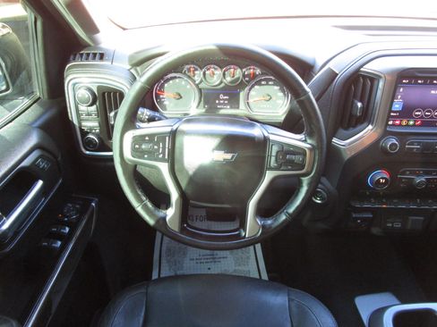 Used 2019 Chevrolet Silverado 1500 LT w/ Texas Edition image 11