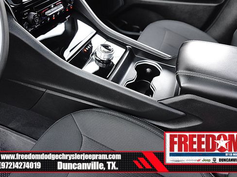 Certified 2025 Jeep Grand Cherokee L Laredo RWD image 34