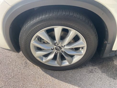 Used 2021 INFINITI QX50 Luxe w/ Cargo Package image 13