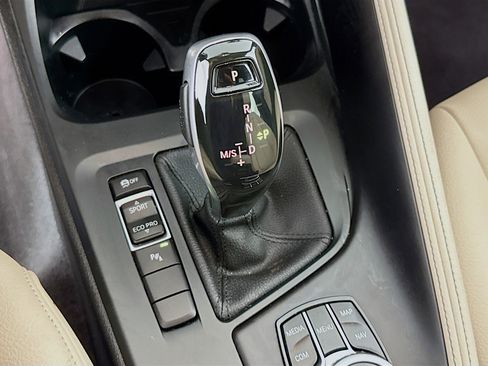 Used 2021 BMW X1 sDrive28i w/ Premium Package image 19