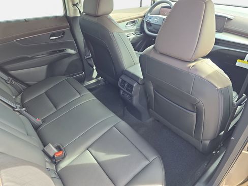 New 2026 Nissan Murano Platinum w/ Cargo Package AWD/4WD image 11