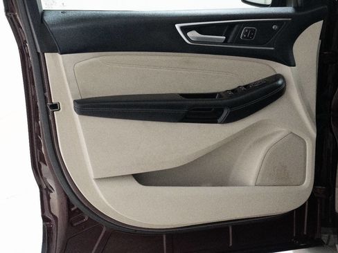 Used 2019 Ford Edge Titanium w/ Equipment Group 301A image 23