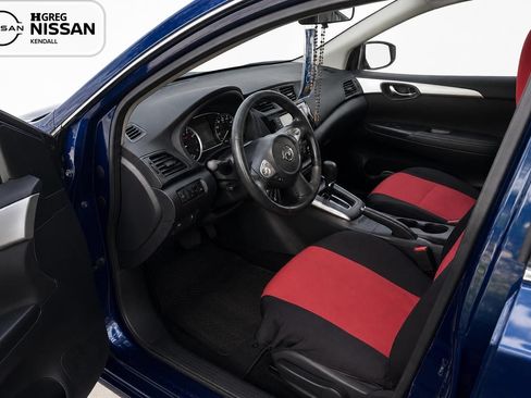 Used 2019 Nissan Sentra S w/ Appearance Package FWD image 6