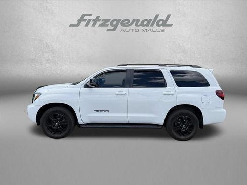 Used 2019 Toyota Sequoia TRD Sport w/ TRD Sport Premium Package AWD/4WD image 4