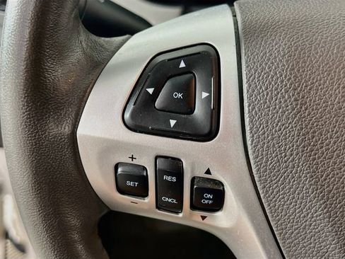 Used 2014 Ford Edge SEL w/ Equipment Group 205A AWD/4WD image 13