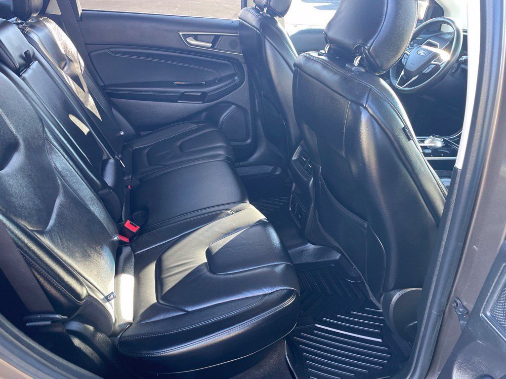 Used 2019 Ford Edge Titanium AWD/4WD image 26