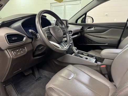Used 2019 Hyundai Santa Fe Limited image 12
