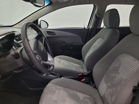 Used 2020 Chevrolet Sonic LT FWD image 17