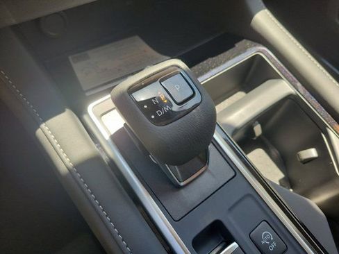 New 2026 Nissan Pathfinder SV AWD/4WD image 17