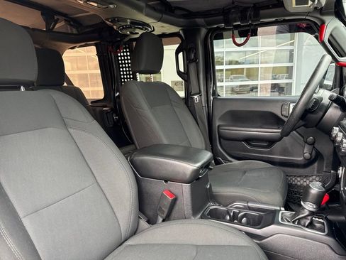 Used 2018 Jeep Wrangler Unlimited Sport AWD/4WD image 48