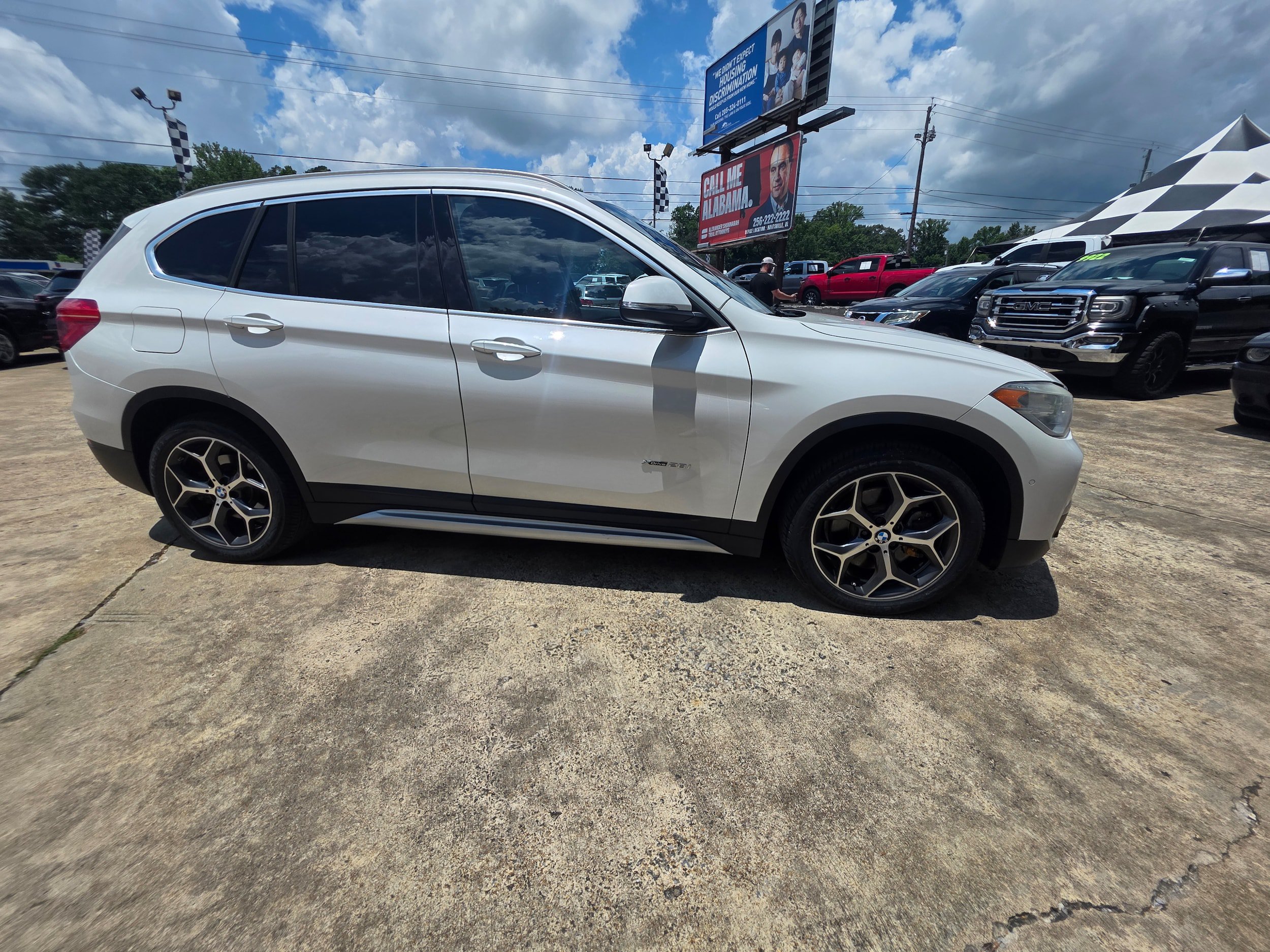 Used 2016 BMW X1 xDrive28i AWD/4WD image 4