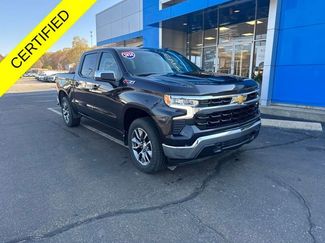Used 2024 Chevrolet Silverado 1500 LT w/ Z71 Off-Road Package AWD/4WD video 1
