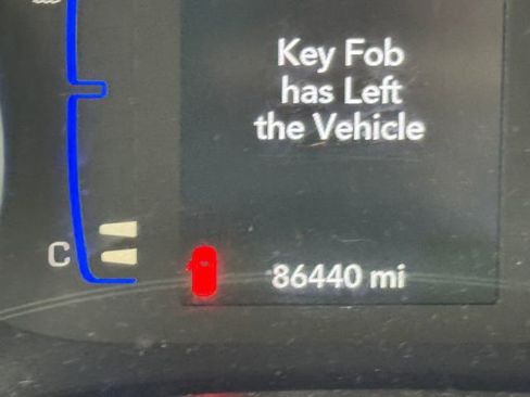 Used 2019 Chrysler Pacifica Touring-L image 15