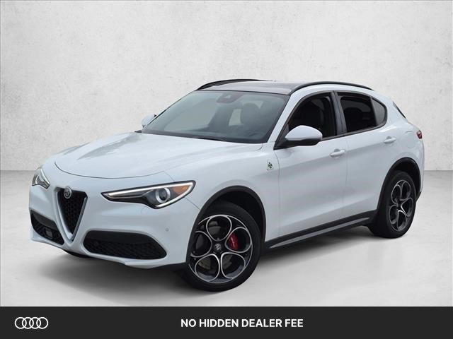 Used 2022 Alfa Romeo Stelvio Ti AWD/4WD image 1