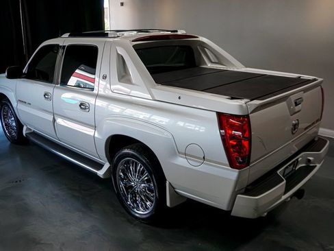 Used 2004 Cadillac Escalade EXT AWD/4WD image 68