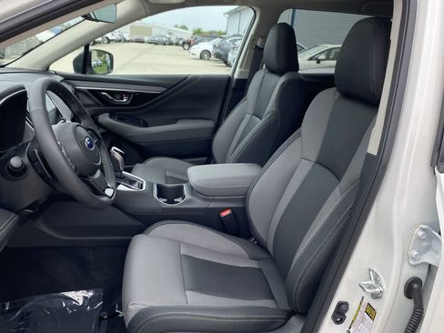 Used 2025 Subaru Outback Onyx Edition image 15