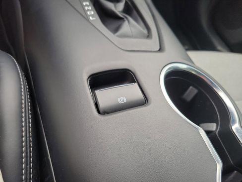 Used 2024 Ford Mustang Coupe RWD image 32