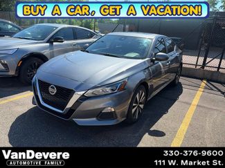 Used 2022 Nissan Altima 2.5 SV w/ SV Premium Package AWD/4WD video 1