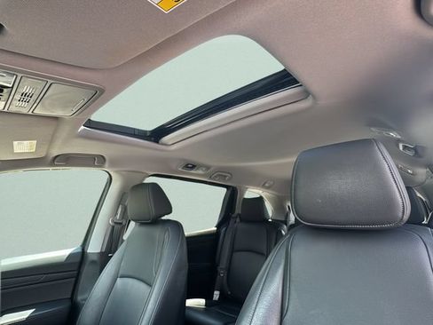 Certified 2023 Honda Odyssey EX-L image 16