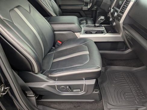 Used 2018 Ford F150 Platinum w/ Technology Package image 21