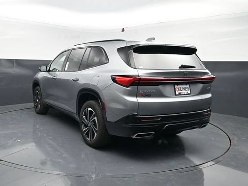 Used 2026 Buick Enclave Sport Touring AWD/4WD image 6