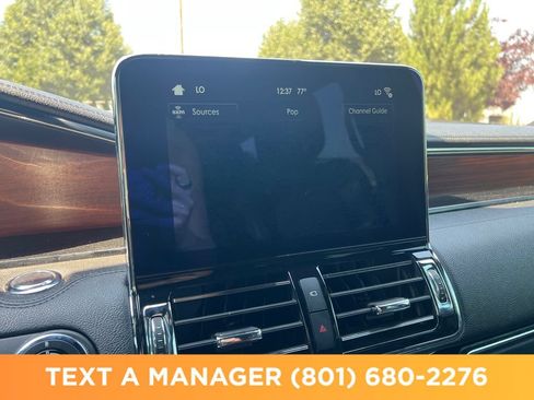 Used 2019 Lincoln Navigator Reserve AWD/4WD image 21