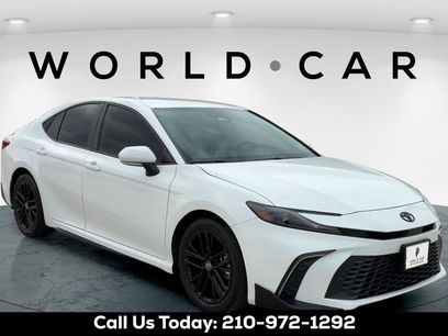Used 2025 Toyota Camry SE w/ Multimedia Upgrade Package