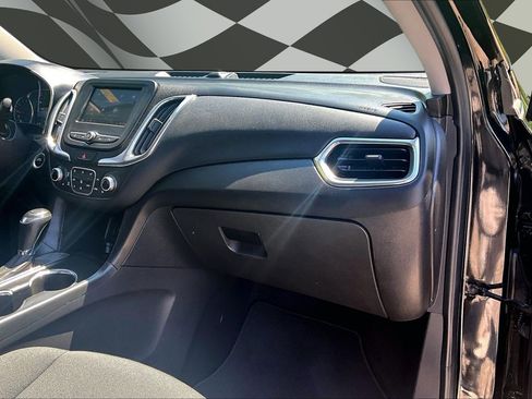 Used 2019 Chevrolet Equinox LT FWD image 16