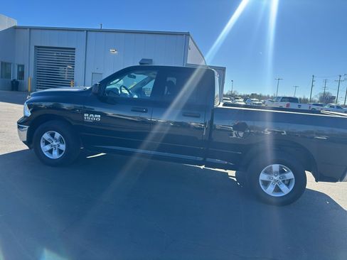 Used 2024 RAM 1500 Classic SLT image 8