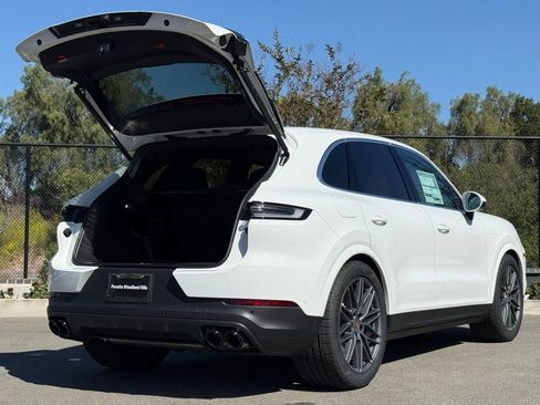 New 2026 Porsche Cayenne S AWD/4WD image 31