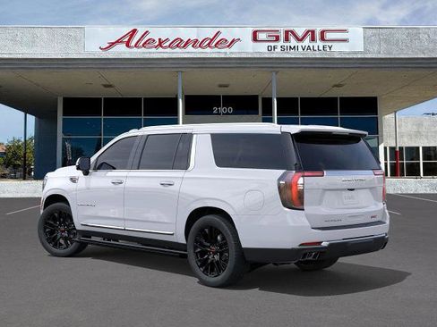 New 2026 GMC Yukon XL Denali w/ Sun & Power Step Package image 3
