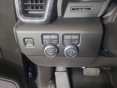 Used 2023 GMC Sierra 1500 Denali image 16