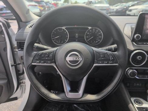 Used 2025 Nissan Sentra SV FWD image 22