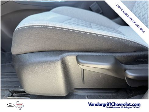 Used 2024 Chevrolet Equinox LS w/ Midnight Edition FWD image 24