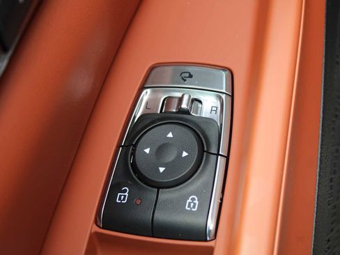 New 2025 Kia Carnival SX Prestige image 26