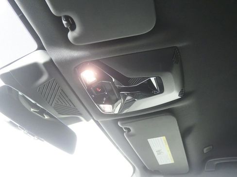 Used 2024 BMW X1 M35i image 24