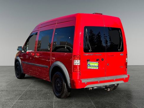 Used 2011 Ford Transit Connect XLT Premium image 5