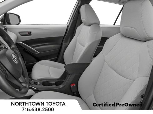 Used 2023 Toyota Corolla Cross L image 9