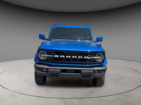 Used 2024 Ford Bronco Outer Banks AWD/4WD image 15
