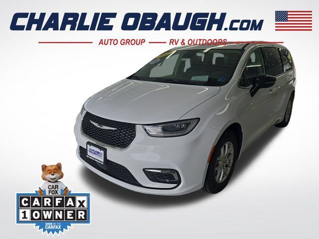 Used 2024 Chrysler Pacifica Touring-L FWD image 1