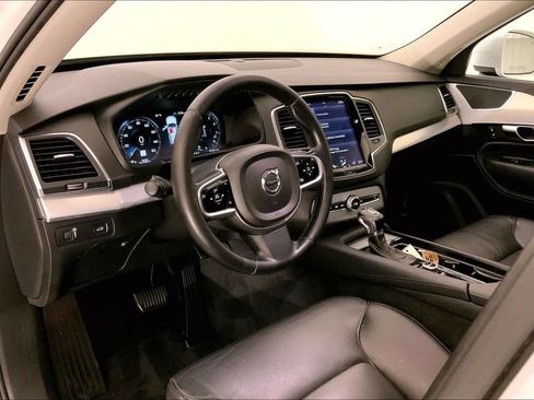 Used 2017 Volvo XC90 T6 Momentum w/ Vision Package AWD/4WD image 21