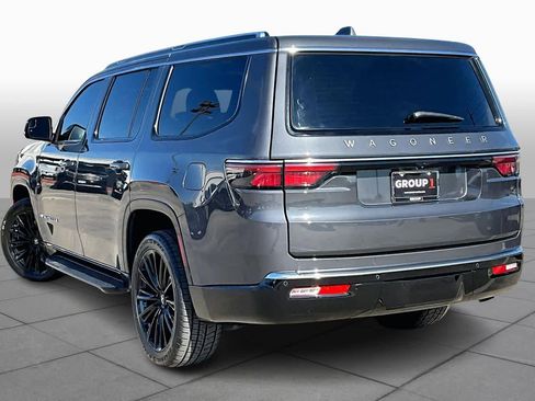 Used 2023 Jeep Wagoneer 2WD image 11