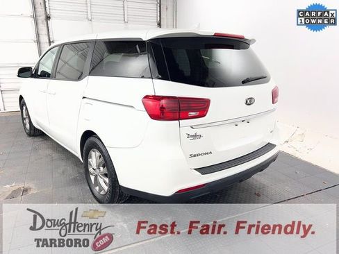 Used 2020 Kia Sedona LX image 6