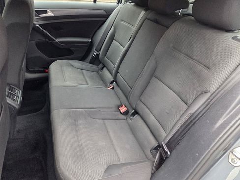 Used 2019 Volkswagen Golf S AWD/4WD image 13