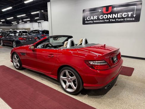 Used 2012 Mercedes-Benz SLK 250 image 17